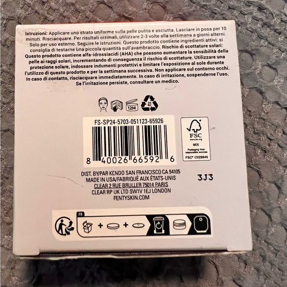 FENTY CHERRY DUB BLAH 2 BRIGHT 5%
AHA FACE MASK - Picture 5 of 7